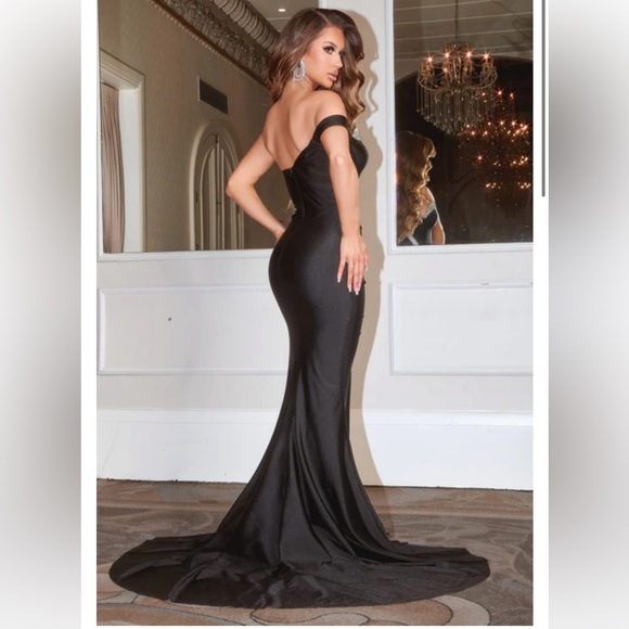 New with tags evening gown - Picture 5 of 8